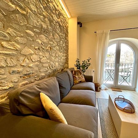 Apartamento Colgante Al Rio Con Vistas Al Puente 坎普罗东 外观 照片
