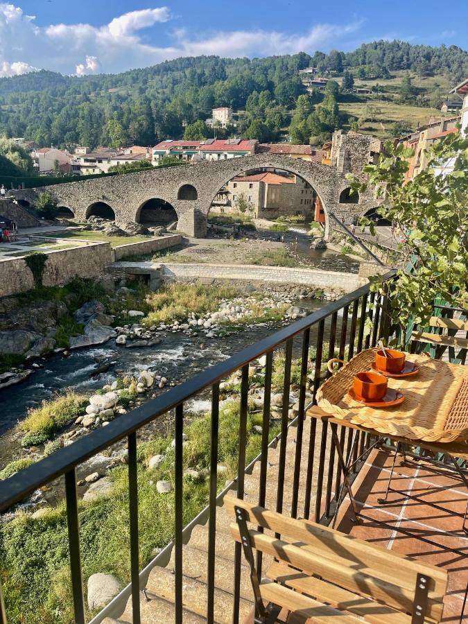Apartamento Colgante Al Rio Con Vistas Al Puente 坎普罗东 外观 照片