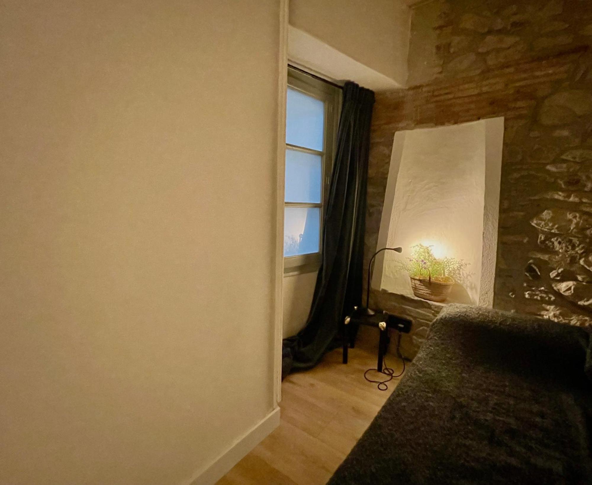 Apartamento Colgante Al Rio Con Vistas Al Puente 坎普罗东 外观 照片